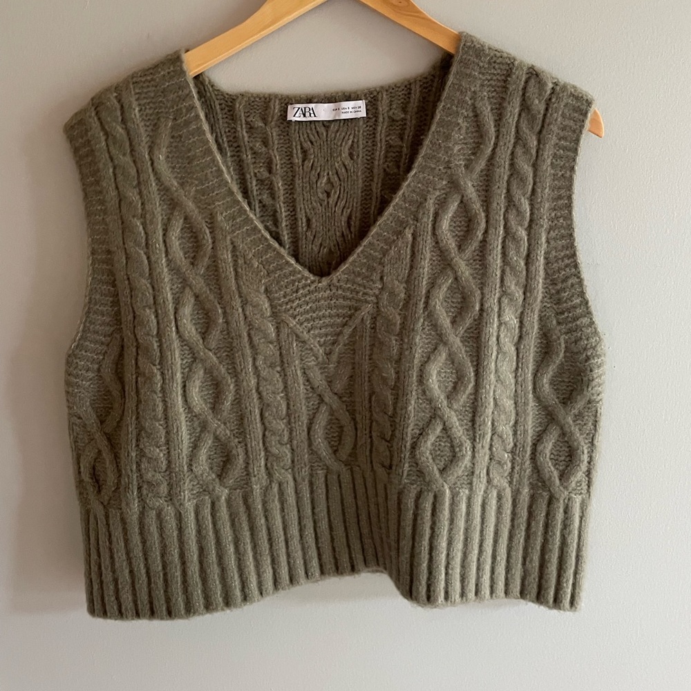Zara cable knit sweat vest - Picture 2 of 4